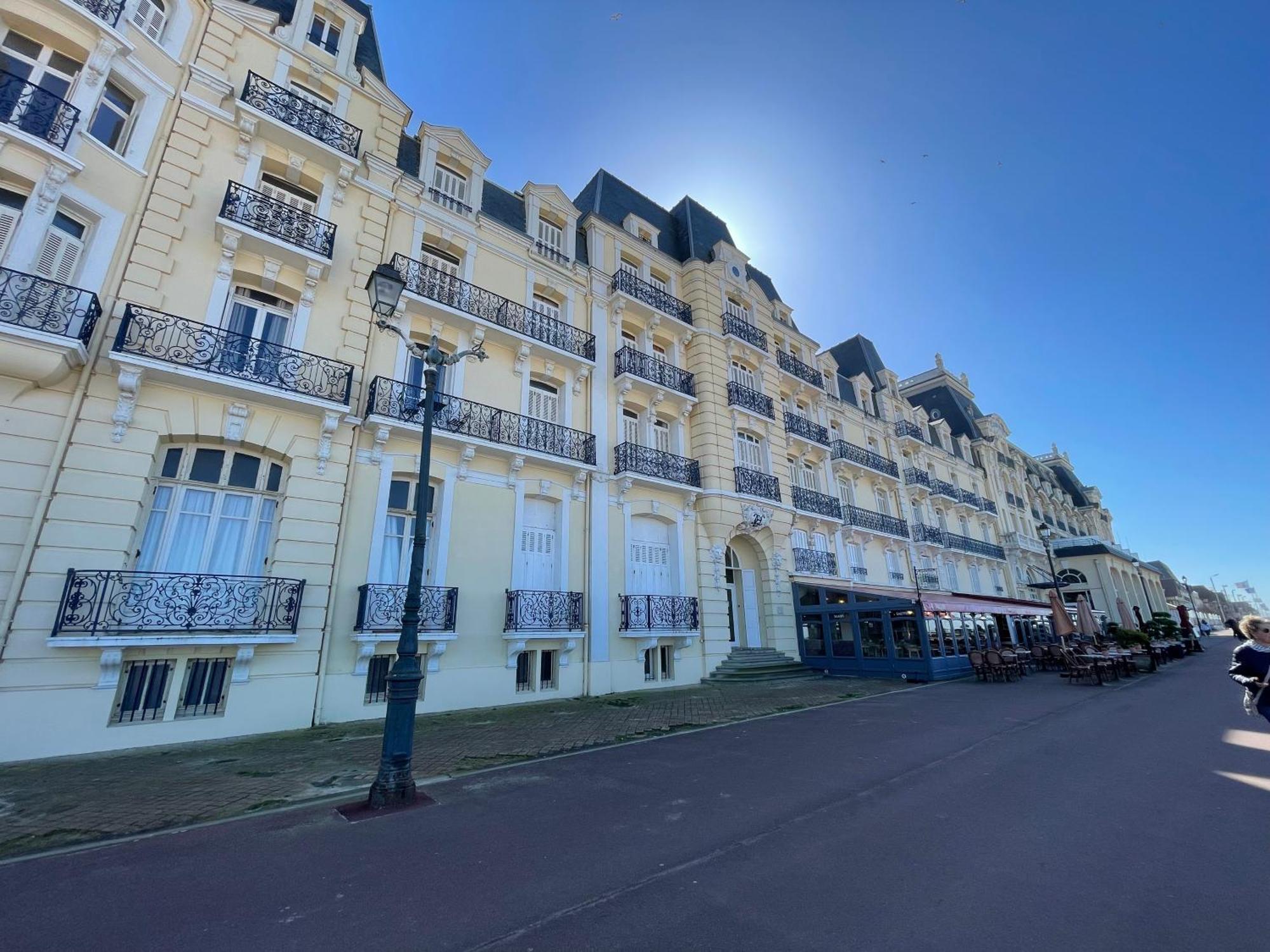 Pressoir De La Mare Superhote 12 Minutes De Cabourg Goustranville Extérieur photo